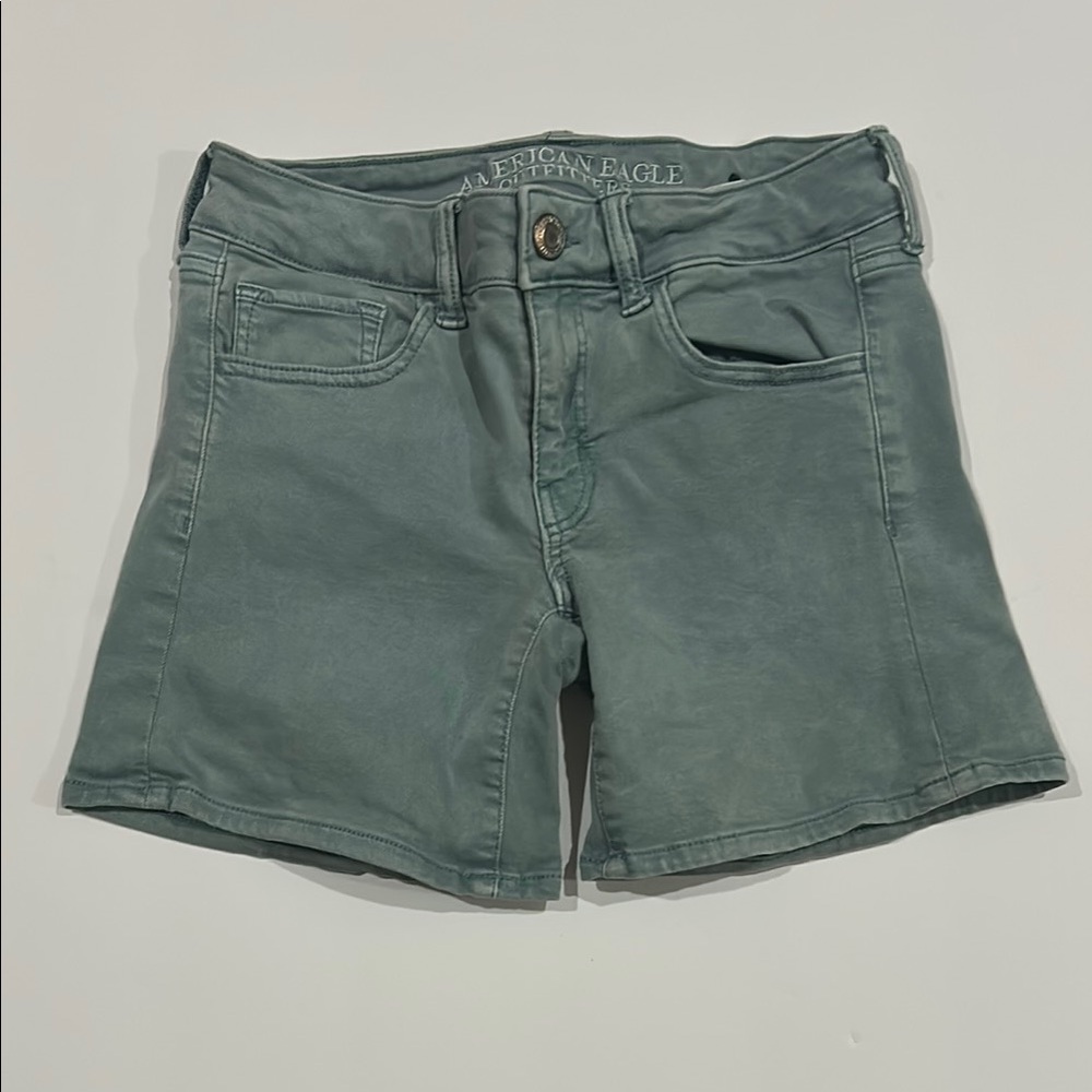 American Eagle Outfitters Women's Green Shorts